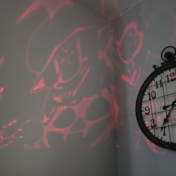 Rotating Halloween Scene - Picture 5 of 7